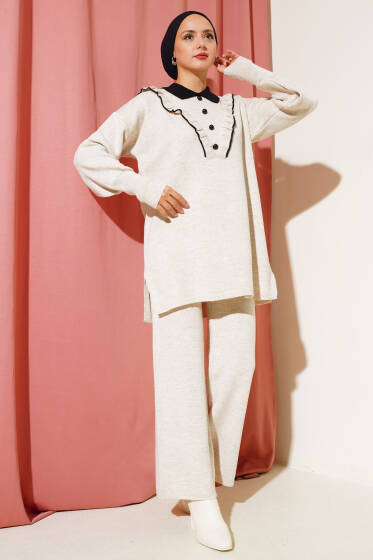 Fırfırlı Gömlek Yaka Triko İkili Takım Bej - İkili Takım