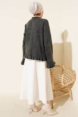 Fırfırlı İnci Düğmeli Triko Hırka Füme - Hırka