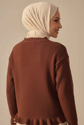 Fırfırlı İnci Düğmeli Triko Hırka Kahve - Hırka