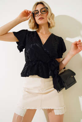 Fırfırlı Jakar Bluz Siyah - Yeni Giyim