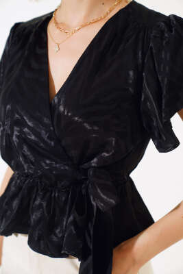 Fırfırlı Jakar Bluz Siyah - Yeni Giyim