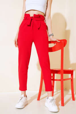 Fırfırlı Kuşaklı Dar Paça Pantolon Kırmızı - Kadın Giyim Modelleri