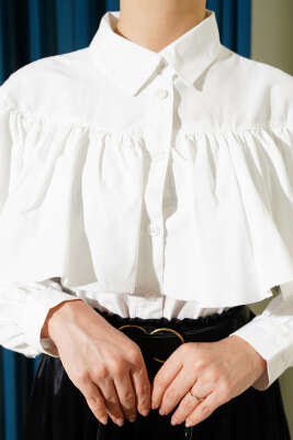 Fırfırlı Pelerin Detaylı Kısa Gömlek Ekru - Gömlek