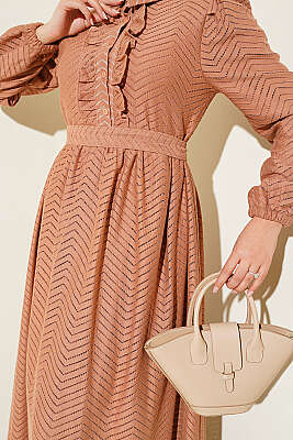 Fırfırlı Zigzag Desenli Elbise Camel - Fendel