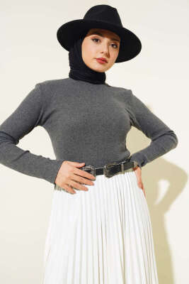 Fitilli Boğazlı Body Füme - Bluz