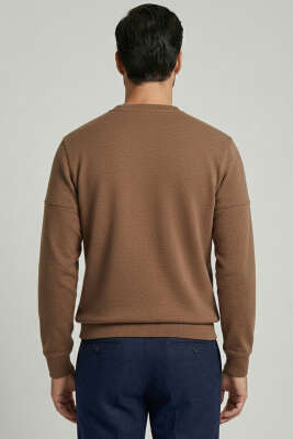 Fitilli Dikiş Detaylı Erkek Sweatshirt Taba - Erkek Sweatshirt