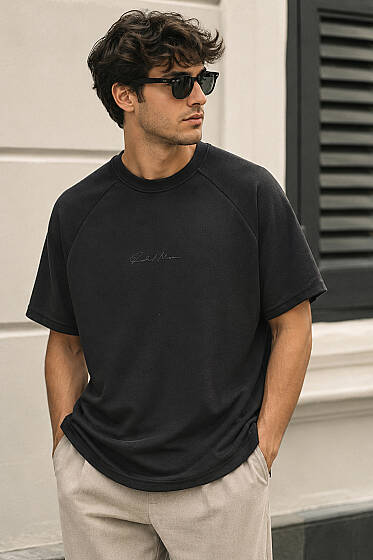 Fitilli Enjeksiyon Baskılı Erkek T-shirt Siyah - Erkek Siyah Tişört
