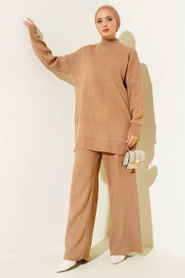 Fitilli Kol Kabartmalı Triko İkili Takım Büsküvi - İkili Takım