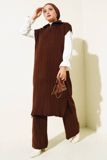 Fitilli Yakası Yarım Fermuarlı Triko Takım Kahve - İkili Takım