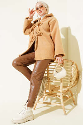 Önü Bağcıklı Keçe Ceket Latte - Ceket