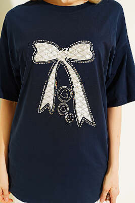 Fiyonk Baskılı Mini Taşlı T-shirt Lacivert - Kadın Giyim Modelleri