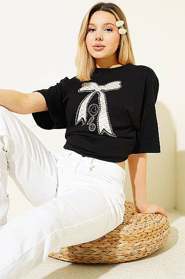 Fiyonk Baskılı Mini Taşlı T-shirt Siyah - Kadın Giyim Modelleri