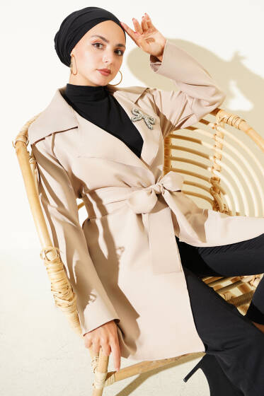 Fiyonk Bronşlu Ters Dikiş Detaylı Ceket Bej - Ceket