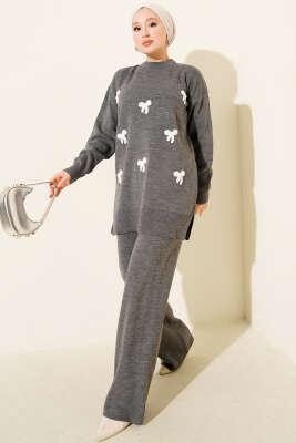 Fiyonk Desenli İncili Triko İkili Takım Füme - SUDE NAZ