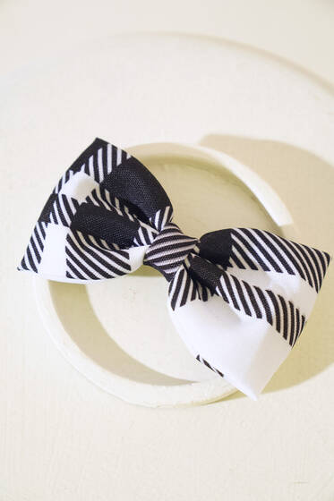 Fiyonk Desenli Otomatik Toka Siyah Beyaz - Toka