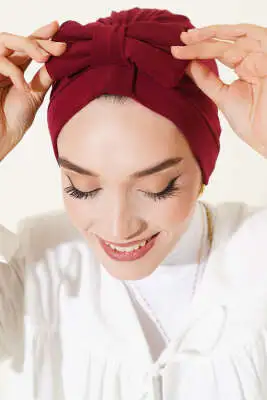 Fiyonk Detaylı Bone Bordo - BONE
