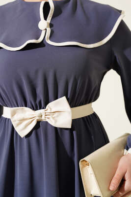 Fiyonk Kuşaklı Bebe Yaka Elbise Füme - Tesettür Elbise