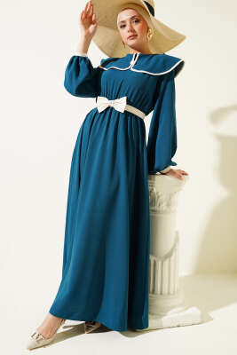 Fiyonk Kuşaklı Bebe Yaka Elbise Petrol - Tesettür Elbise