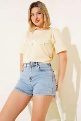 Fiyonklu Kısa T-shirt Sarı - Kadın Giyim Modelleri