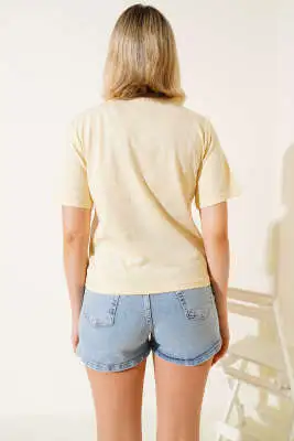 Fiyonklu Kısa T-shirt Sarı - Kadın Giyim Modelleri