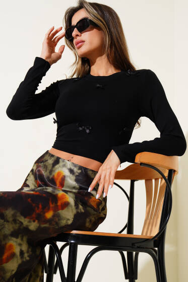 Fiyonklu Uzun Kol Crop Siyah - Kadın Giyim Modelleri