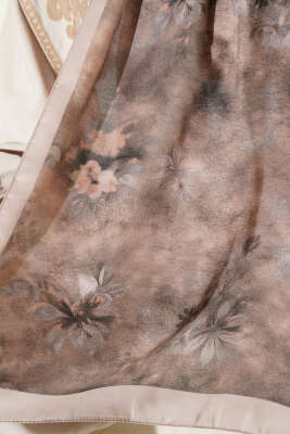 Floral Batik Desen Şal Bej Haki - Yılın Fırsatı