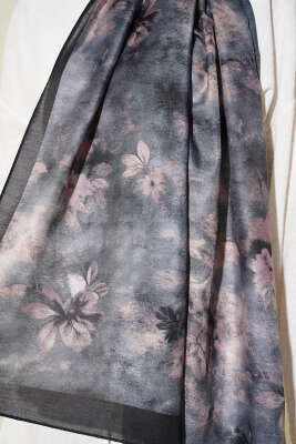 Floral Batik Desen Şal Siyah Bej - Başörtüsü
