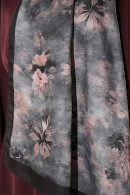 Floral Batik Desen Şal Siyah - Yılın Fırsatı