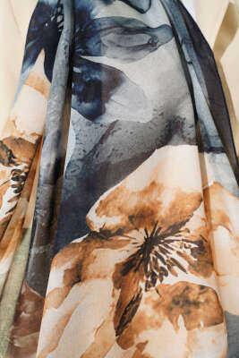 Flowers Desen Rami Şal Lacivert - Başörtüsü