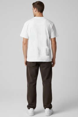 Friendly Reminder Nakışlı Erkek T-shirt Beyaz - Erkek T-shirt