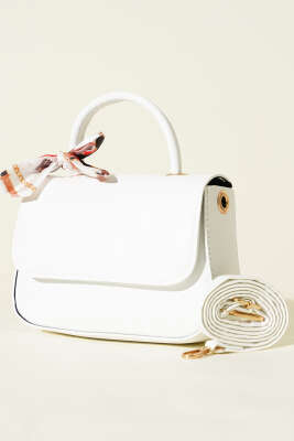 Fular Detaylı Kulplu Kol Çanta Beyaz 