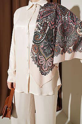 Fular Detaylı Saten İkili Takım Taş - İkili Takım