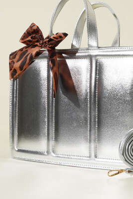 Fularlı Dikdörtgen Çanta Gümüş - Kol Çantası