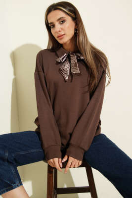 Fularlı Gömlek Yaka Loyşa Sweatshirt Kahve - Kadın Giyim Modelleri