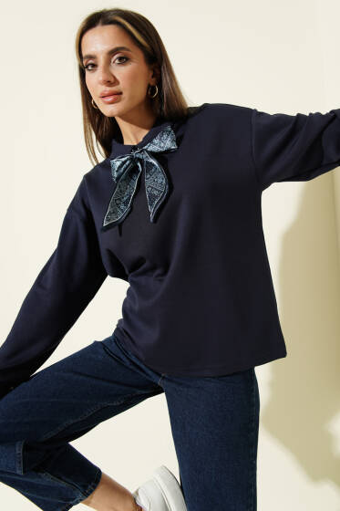 Fularlı Gömlek Yaka Loyşa Sweatshirt Lacivert - Kadın Giyim Modelleri