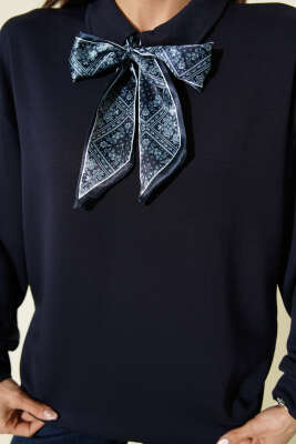 Fularlı Gömlek Yaka Loyşa Sweatshirt Lacivert - Kadın Giyim Modelleri