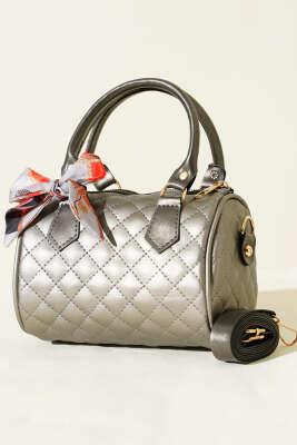 Fularlı Kapitone Mini Kadın El Çantası Platin 