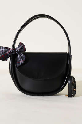 Fularlı Mıknatıslı Oval Çanta Siyah - Kol Çantası