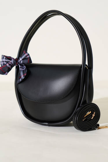 Fularlı Oval Kesim Çanta Siyah - Kol Çantası