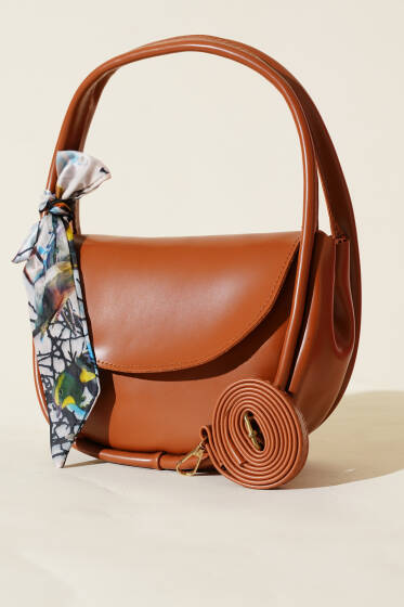 Fularlı Oval Kesim Çanta Taba - Kol Çantası