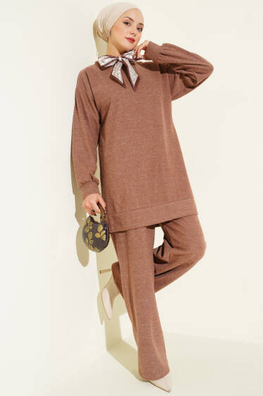 Fularlı Triko İkili Takım Sütlü Kahve - İkili Takım