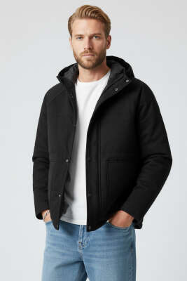 Gabardin Kapüşonlu Erkek Mont Siyah 