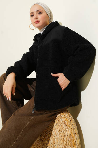 Garni Detaylı Fermuarlı Peluş Mont Siyah - Mont