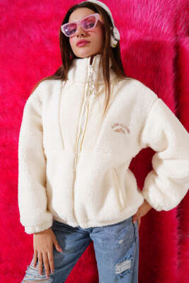 Garnili Fermuarlı Peluş Mont Ekru - Kadın Giyim Modelleri