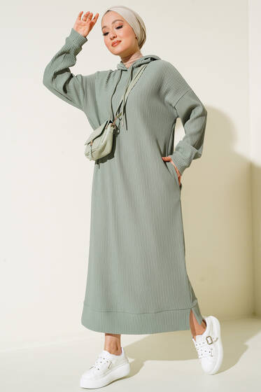 Geniş Fitilli Kapüşonlu Elbise Çağla Yeşili - Tesettür Elbise