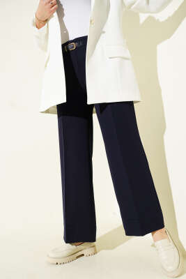 Geniş Paça Kemerli Kumaş Pantolon Lacivert - Pantolon