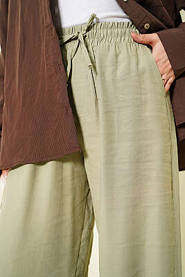 Geniş Paça Lastikli Tensel Pantolon Çağla Yeşili - Pantolon