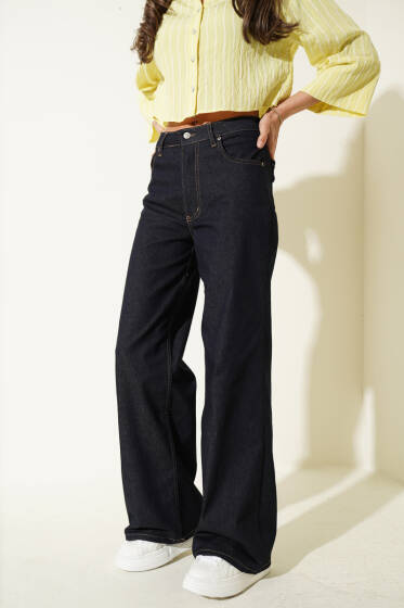 Geniş Paçalı Düğmeli Kot Pantolon Lacivert - Kadın Giyim Modelleri