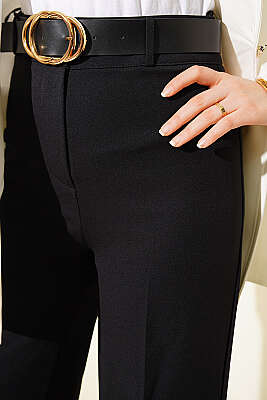 Geniş Paçalı Kemerli Pantolon Siyah - Pantolon