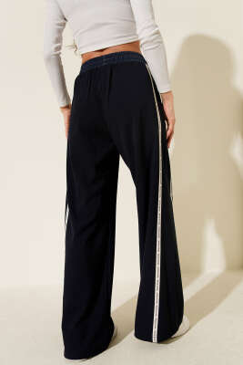 Geniş Paçalı Yanı Şeritli Pantolon Lacivert - Kadın Giyim Modelleri